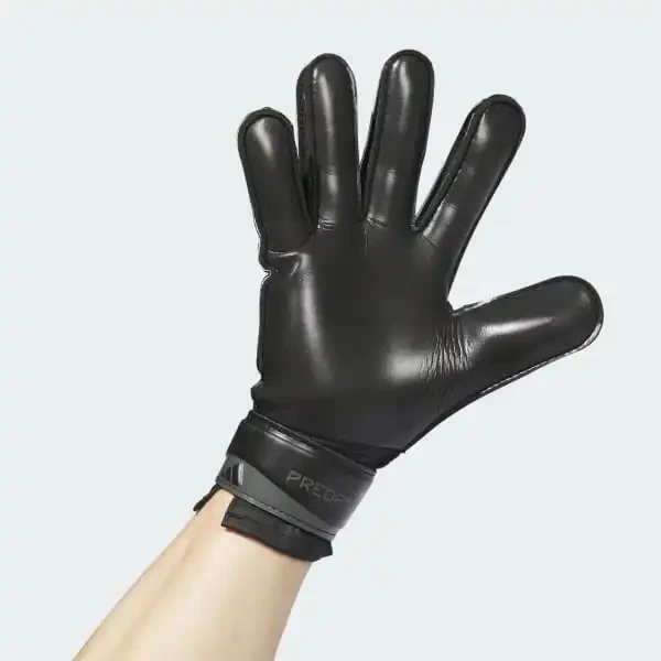 Predator Training Goalkeeper Gloves - Now 38% Off!