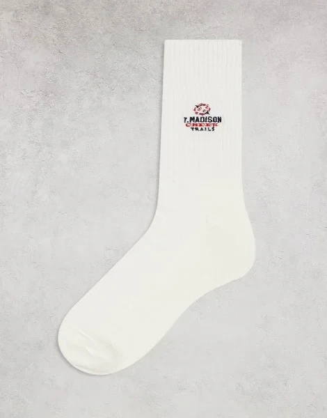 ASOS DESIGN sport sock with badge artwork in cream - 28% Off Today!