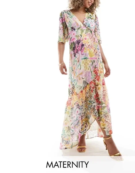 Hope & Ivy Maternity wrap maxi dress in bright floral print - Save $11500 Now!