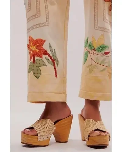 Day Dreamer Clogs - Natural