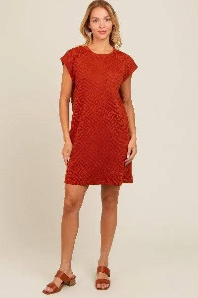 Rust Front Pocket Line Textured Short Sleeve Dress - Save 31% Today!